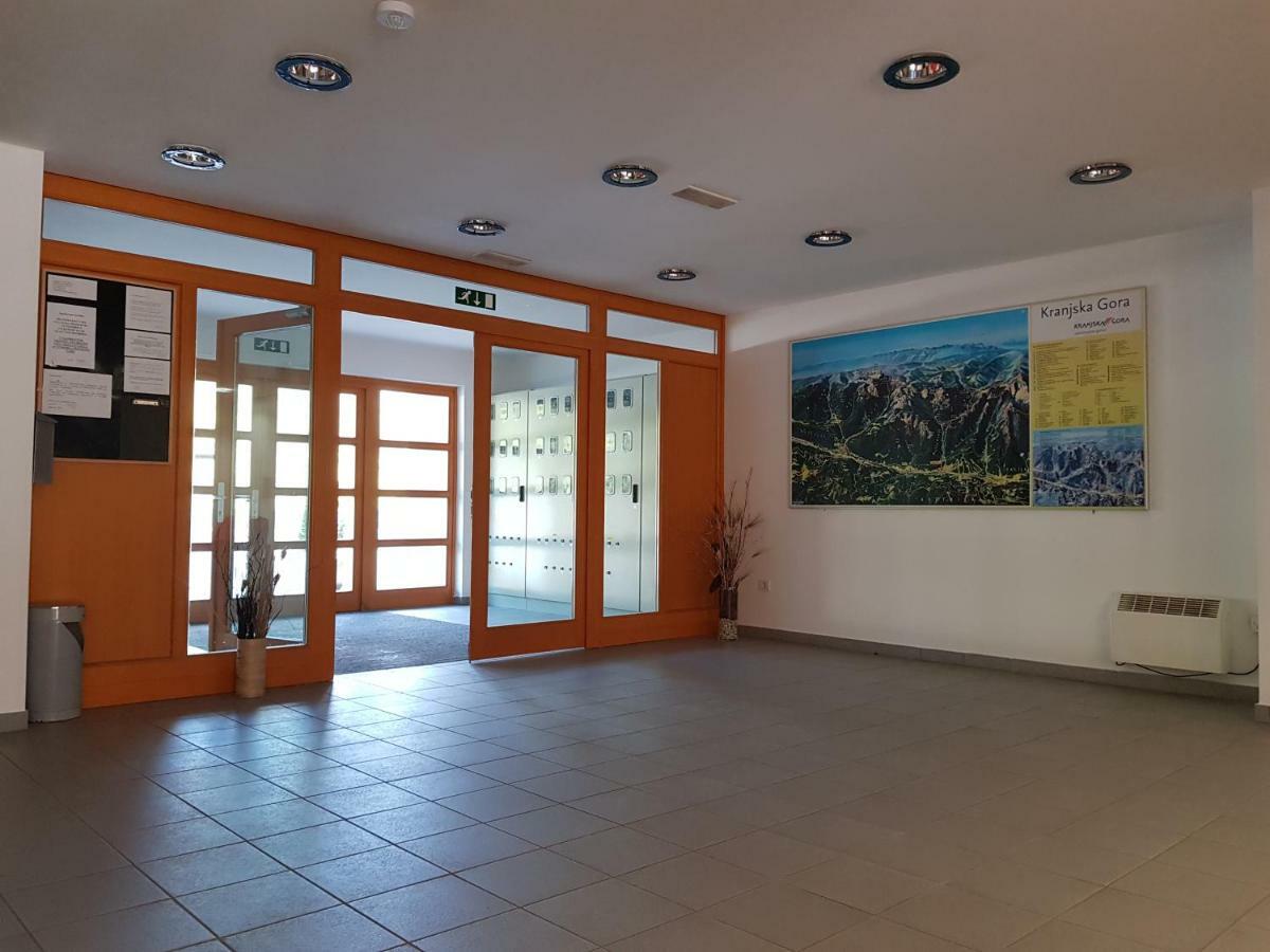 Ferienwohnung Yellow Apartma Kranjska Gora Exterior foto