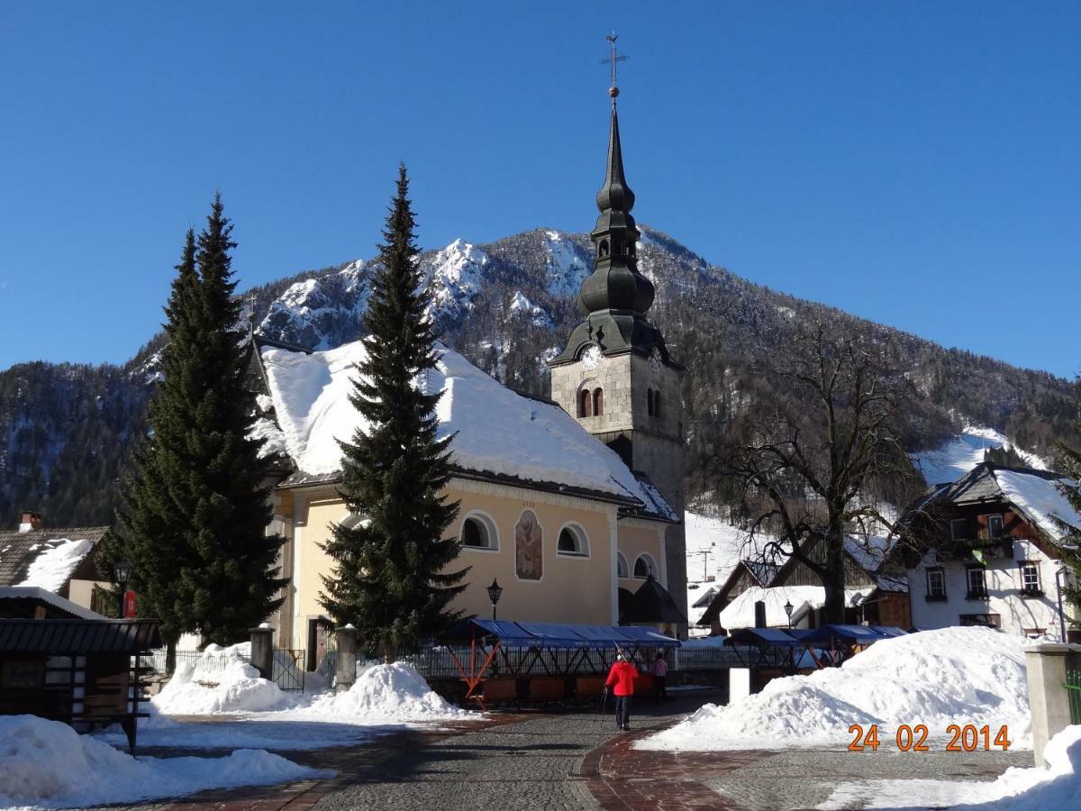Ferienwohnung Yellow Apartma Kranjska Gora Exterior foto